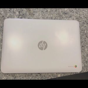 ❌LAST CHANCE!! ❌ HP Chromebook, barely used!! $100